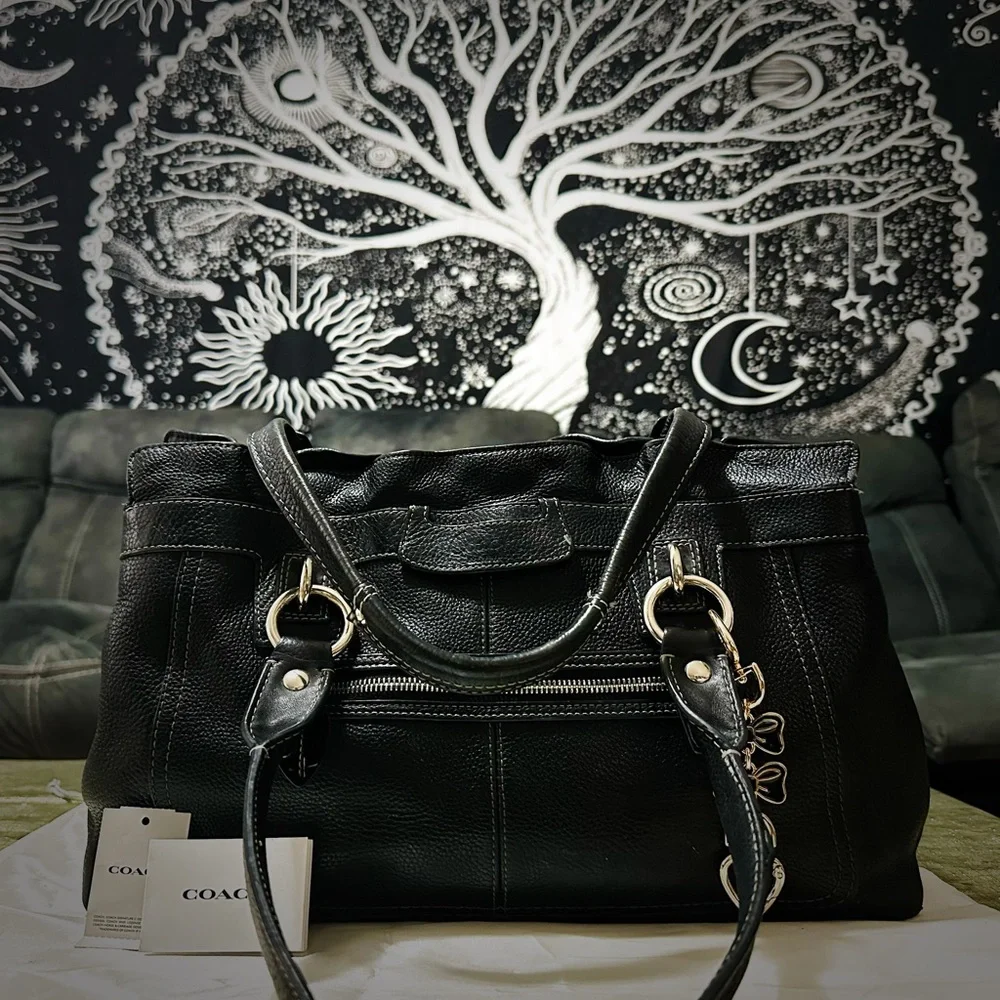 Vintage style Y2K Coach Black Leather Tote Bag shoulder bag - Picture 9 of 16